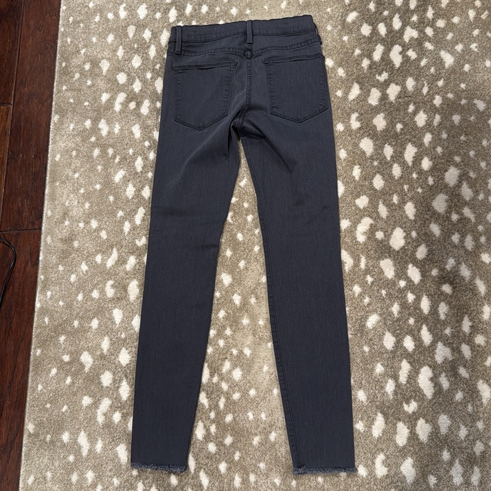 Frame Denim Le High Skinny Jeans in Quinn. Size 24 - Picture 6 of 8